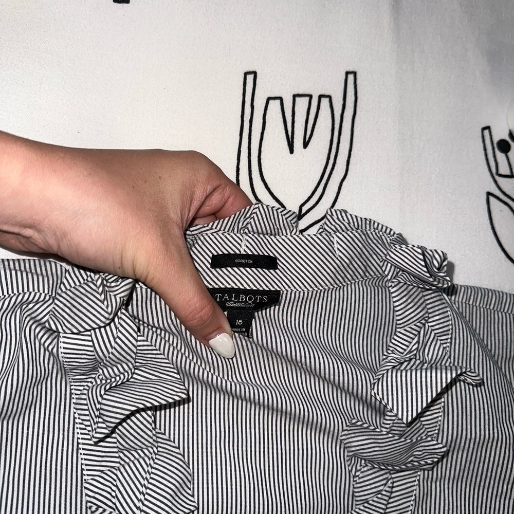 Talbots Gray Stripe Ruffle Button Up - Picture 5 of 10